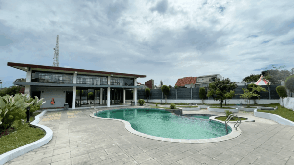Exclusive Clubhouse
